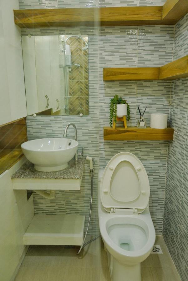Topaz 1 Bedroom Suite Orochi Staycation Ph At Centrio Towers Cagayan de Oro Bagian luar foto