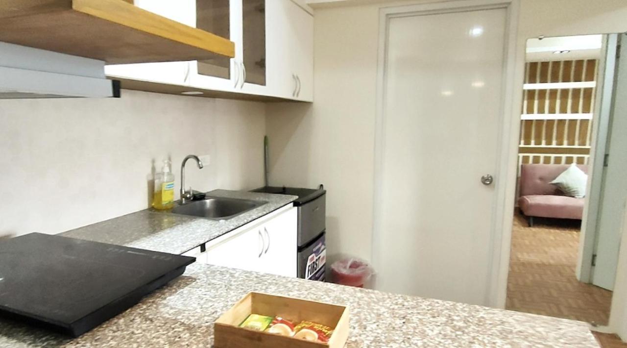 Topaz 1 Bedroom Suite Orochi Staycation Ph At Centrio Towers Cagayan de Oro Bagian luar foto