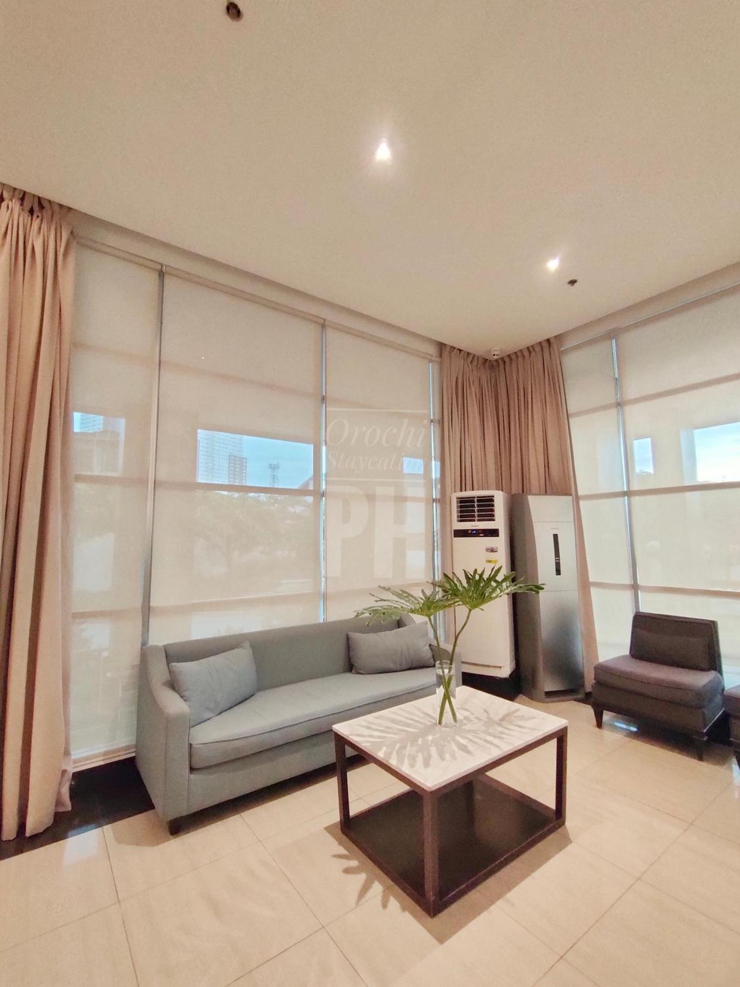 Topaz 1 Bedroom Suite Orochi Staycation Ph At Centrio Towers Cagayan de Oro Bagian luar foto